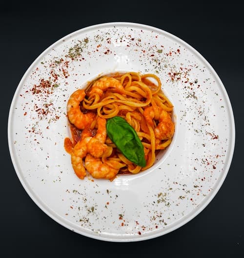 Linguini me karkaleca