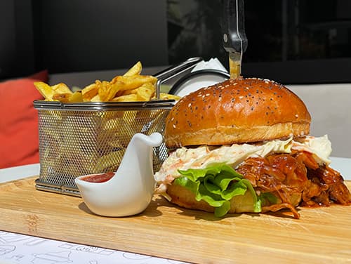 BBQ PORK BURGER