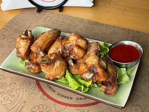 CHICKEN WINGS