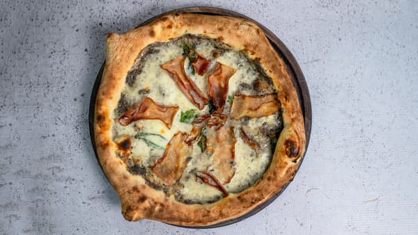 Pizza Nerone