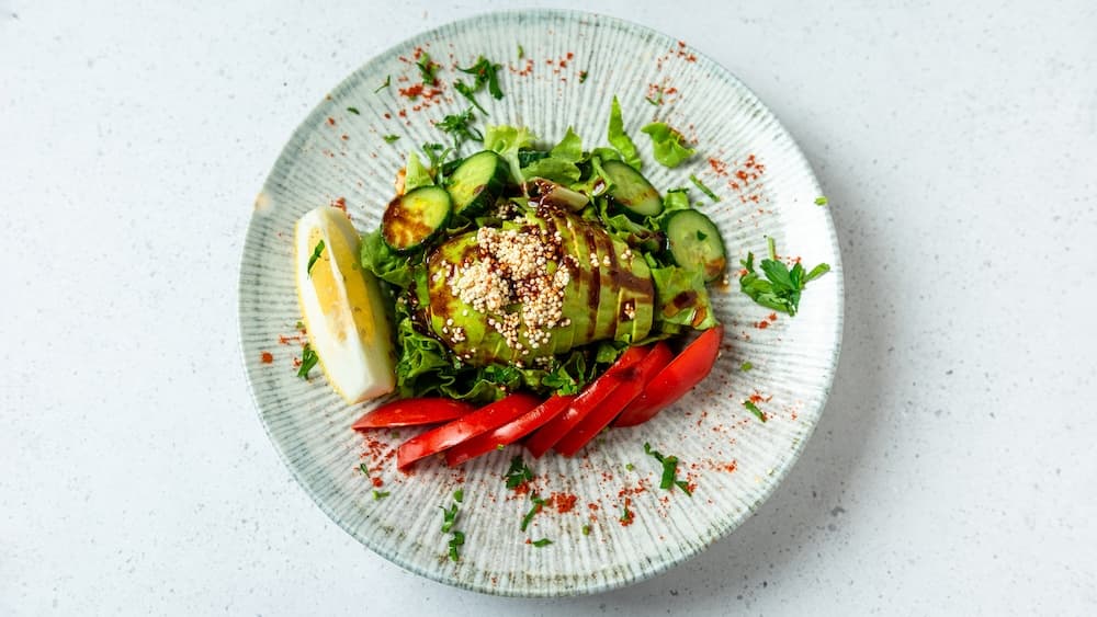 Sallatë Me Quinoa Dhe Avokado Sallatë Me Quinoa Dhe Avokado